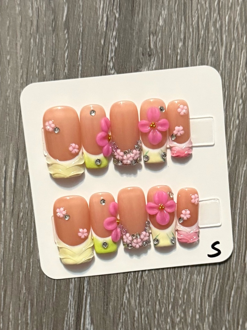 Pink Floral 3D Press-On Nails with Rhinestones